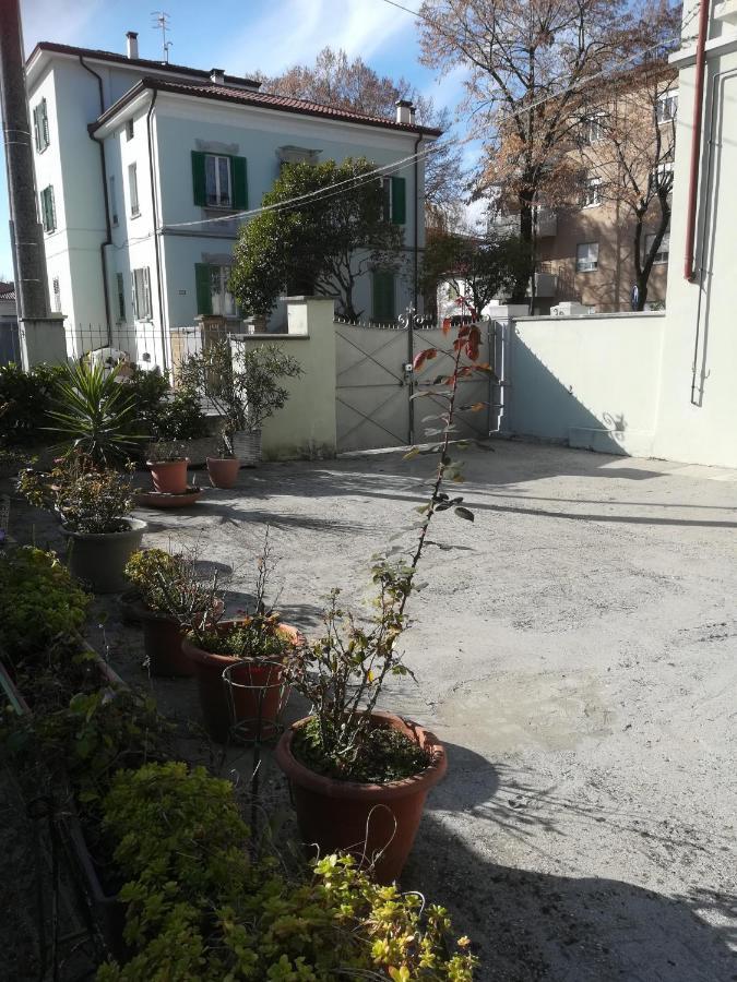 Gorizia Vacanze Appartamento In Villa Con Parcheggio Exterior photo